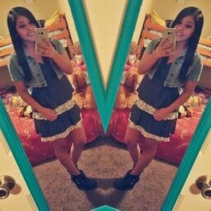 Meet your Posher, Alondra